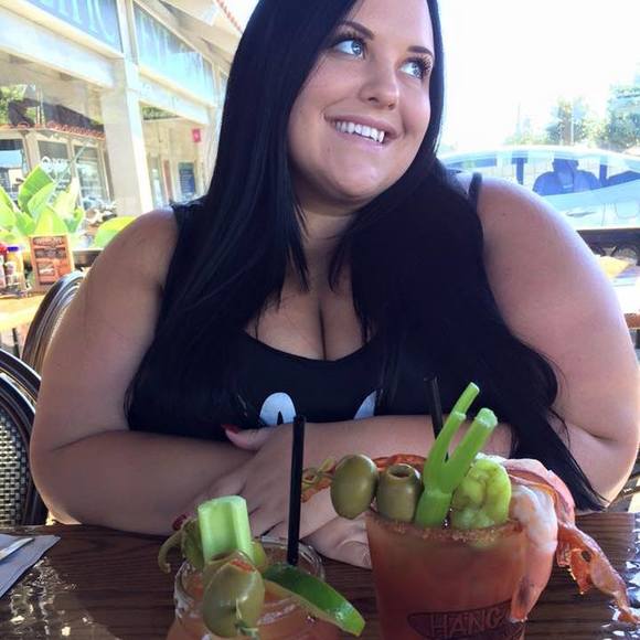 Meet your Posher, Whitney - Picture 1 of 1